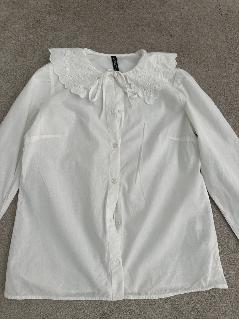 Divided White Embroidered Scalloped Collar Tie-Front Blouse